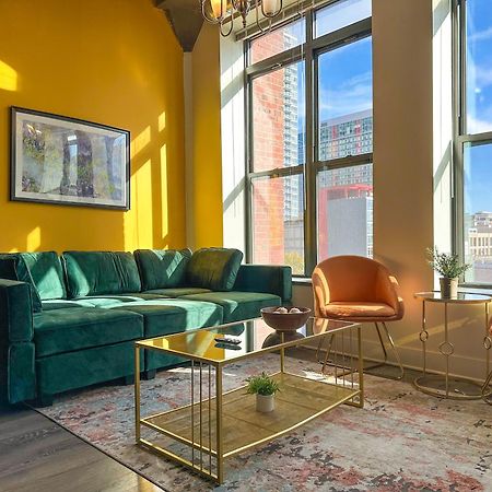 Spacious 2Br Vacation Rental With City View, Optional Parking And Gym Near Mccormick Place & Downtown Chicago Attractions Ngoại thất bức ảnh