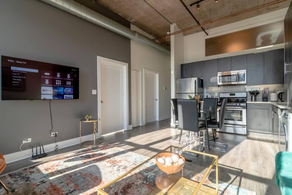 Spacious 2Br Vacation Rental With City View, Optional Parking And Gym Near Mccormick Place & Downtown Chicago Attractions Ngoại thất bức ảnh